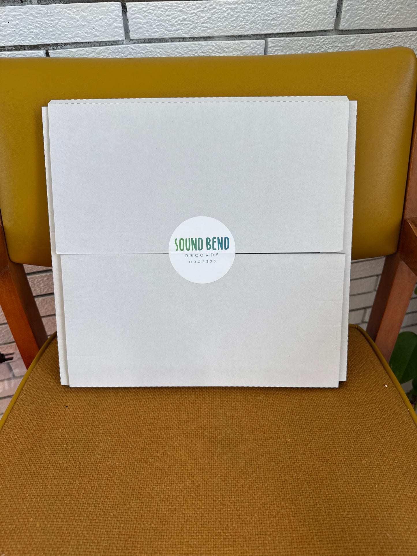 The 3:33 Drop: Can't decide what to spin next? Choose a genre, and we'll handle the rest.